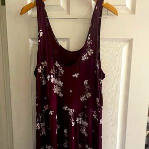 🌸 Flowered burgundy dress 👗